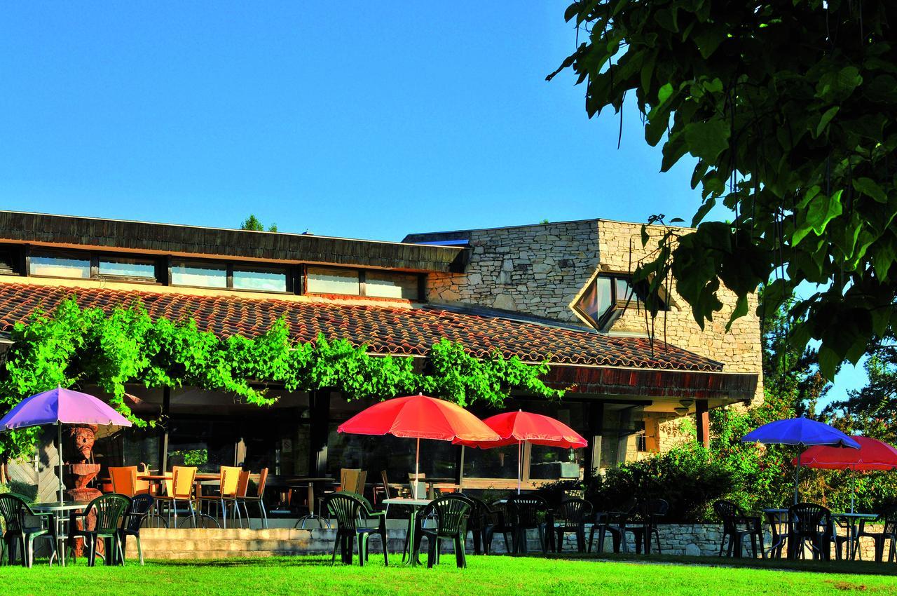 Vtf Le Domaine Du Peyrichoux Hotel Singleyrac Exterior photo